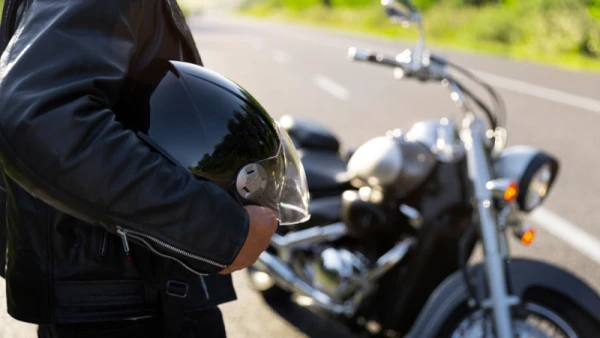 راهنمای کامل انواع بیمه موتور سیکلت در سال 1404